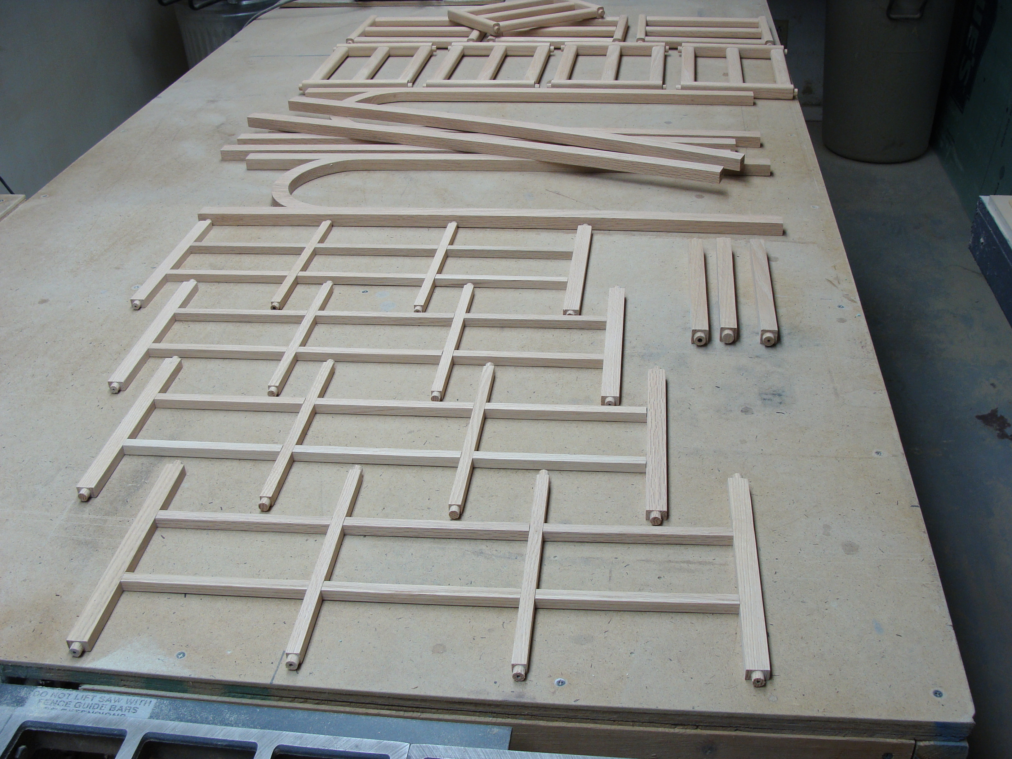 Lattice Finished, Left